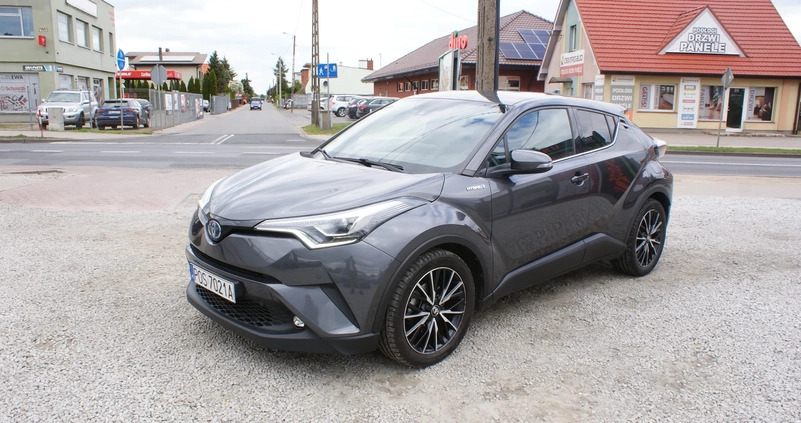 Toyota C-HR cena 86700 przebieg: 95000, rok produkcji 2017 z Praszka małe 596